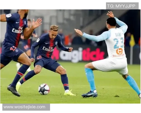 巴黎圣日耳曼豪胜里昂，卫冕冠军再次领跑法甲积分榜